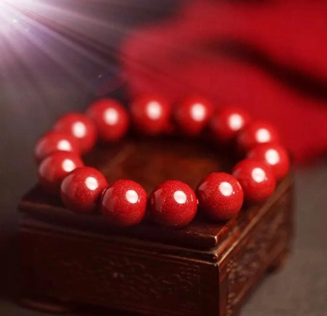 那一抹晶莹的神秘红--潜生在中国人心目中的朱砂痣！