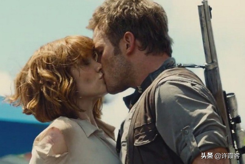 假戏真做吗?这些激情的银幕之吻,都是导演剧本没有安排的惊喜