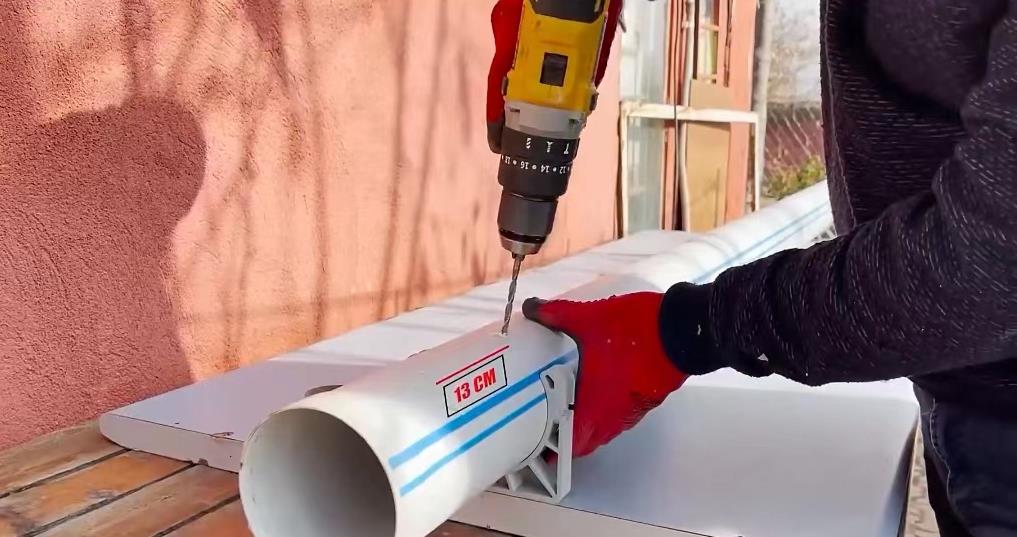 用pvc管自制养鸡饮水管,用ppc管自制养鸡饮水器