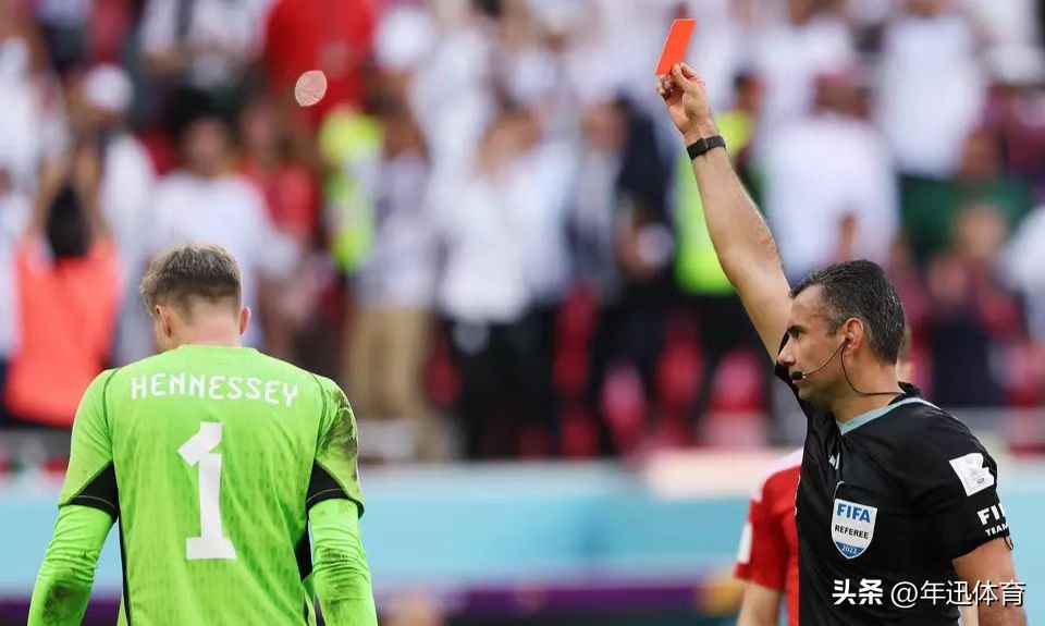 亚洲足球最新排名伊朗跌落榜首,补时连进两球伊朗2-0绝杀威尔士