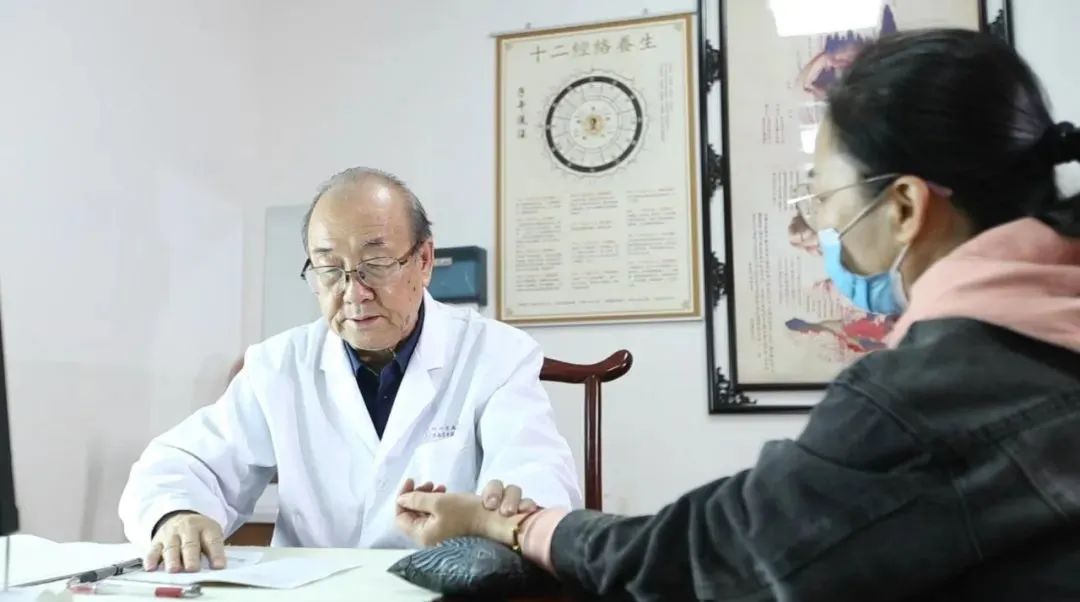 郑州市中医院名医专家名单,郑州西区中医院是三甲医院么