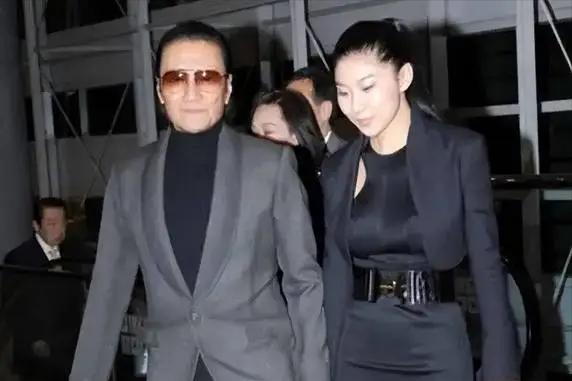 被谢贤养了12年无果，用青春换来2000万，如今38岁的Coco怎么样了