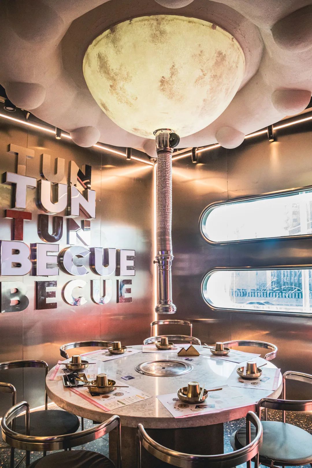 在太空中吃烤肉,上海太空舱烤肉