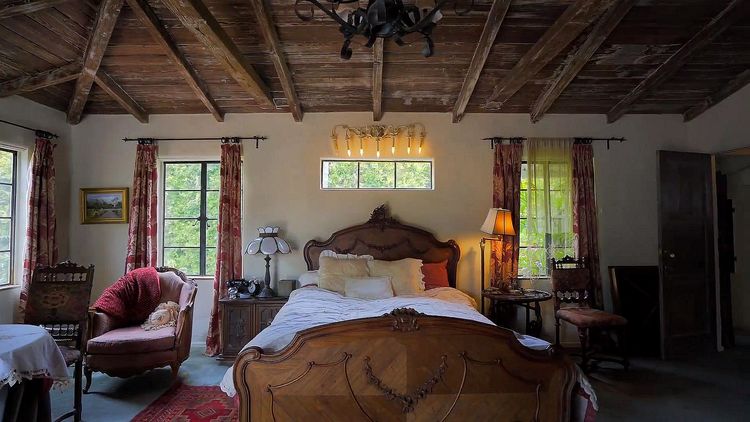 回味旧金山探访成功者的庄园,一种窗口令艾尔卡彭等囚犯备受折磨