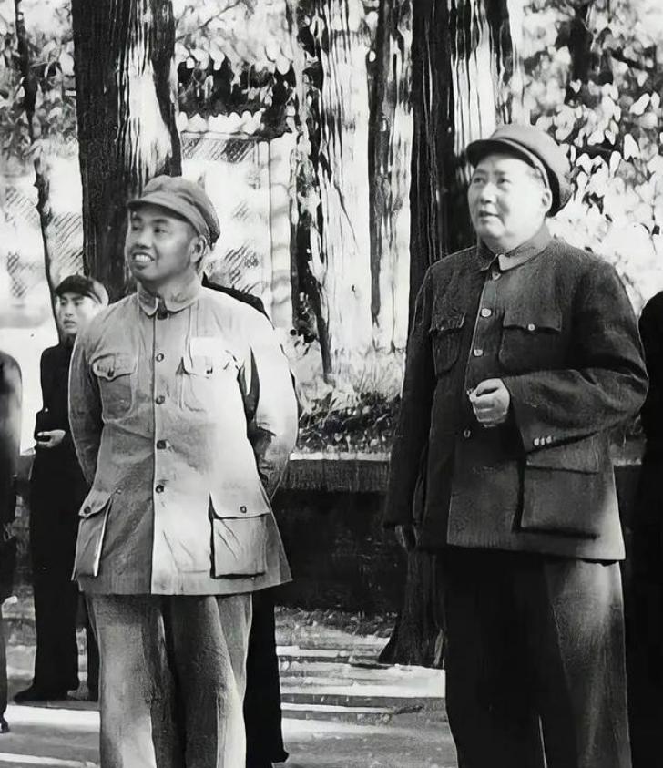 52年伟人游孔庙，交谈中突然问曲阜县委书记：莫非你是孔子后人？