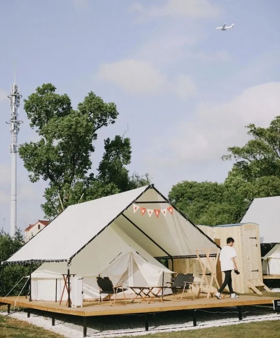 上海新晋热门打卡地，在红砖窑厂里喝咖啡、露营