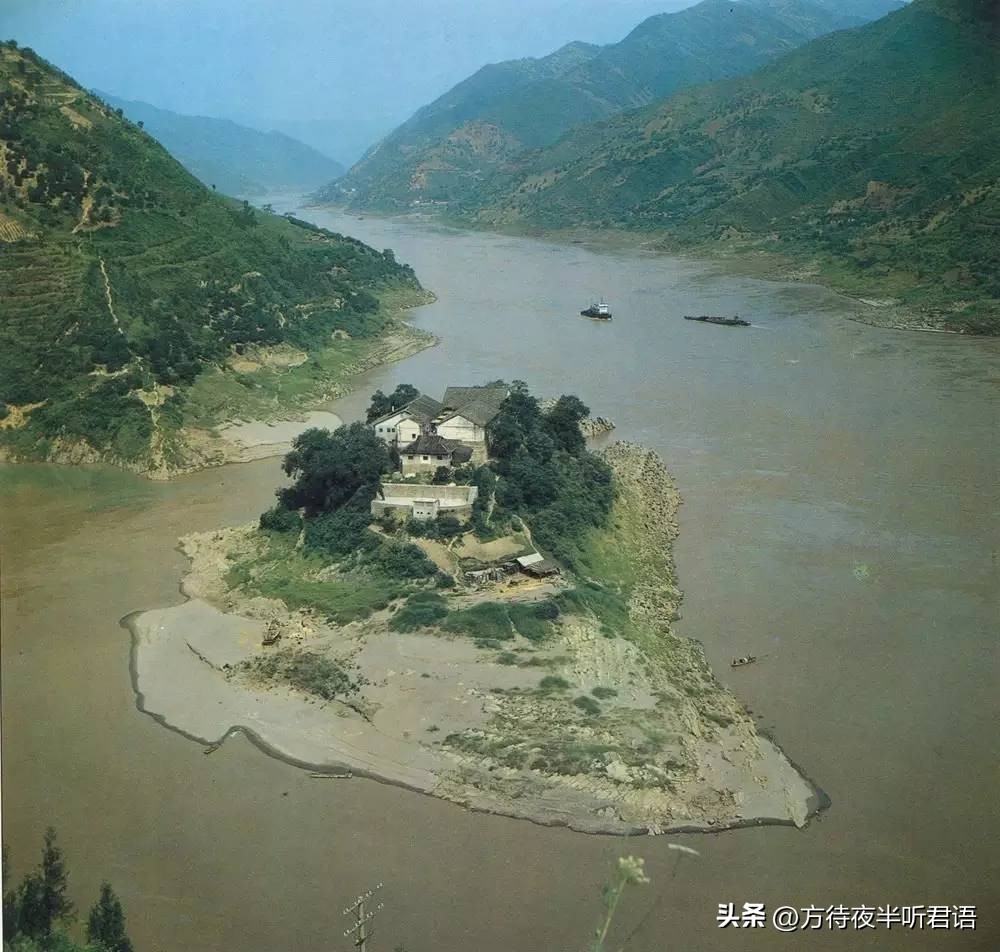 秭归古建筑像徽派风格,梦回三峡完整版