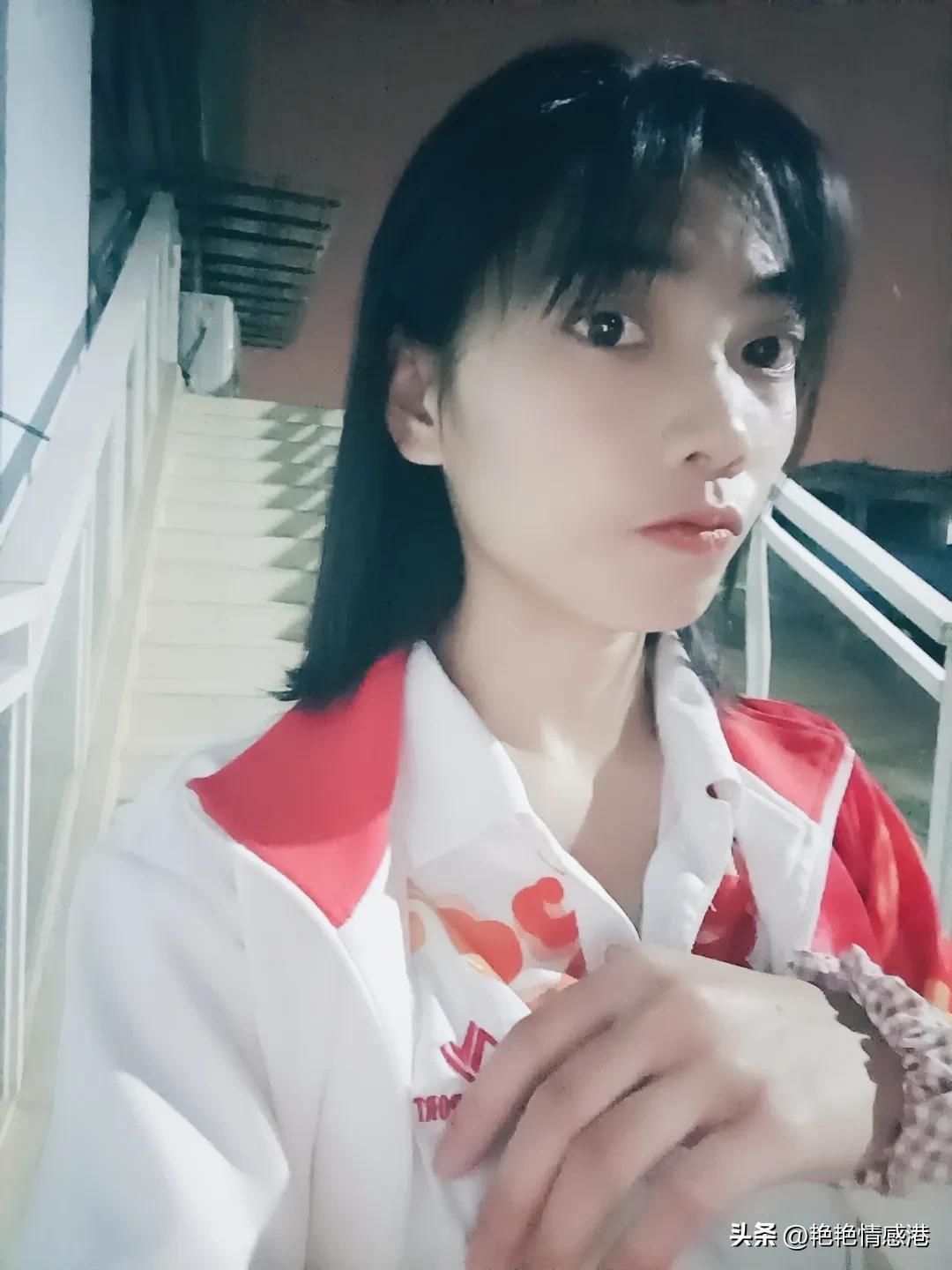 嗨，我是艳艳，重新认识一下