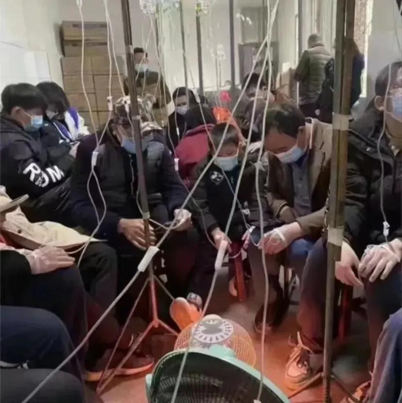 我家12口人，一周输液104瓶，是农村小诊所医好了我们的病痛！