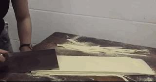 吃到嗓子眼的牛肉面,吃到嗓子眼的榴莲自助