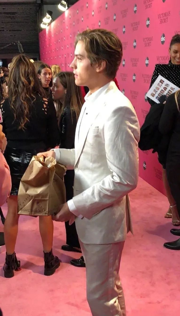 维密天使结婚照,维密天使嫁给谁了