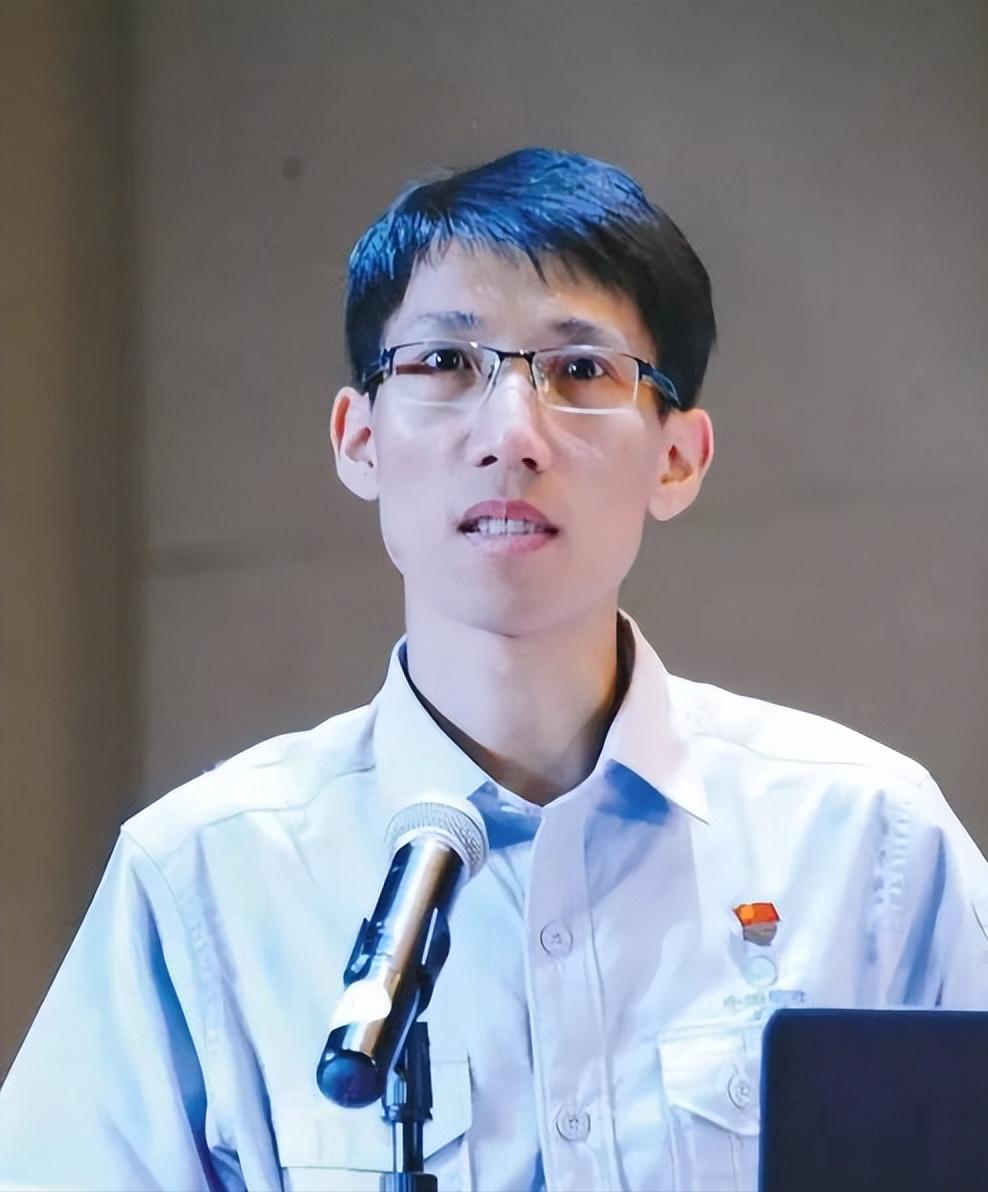 美国百万年薪挖走中国神童,美国高薪挖人才