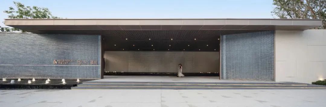 中营腾憬｜示范区如何通过玻璃做出亮点，设计+选材+施工工艺