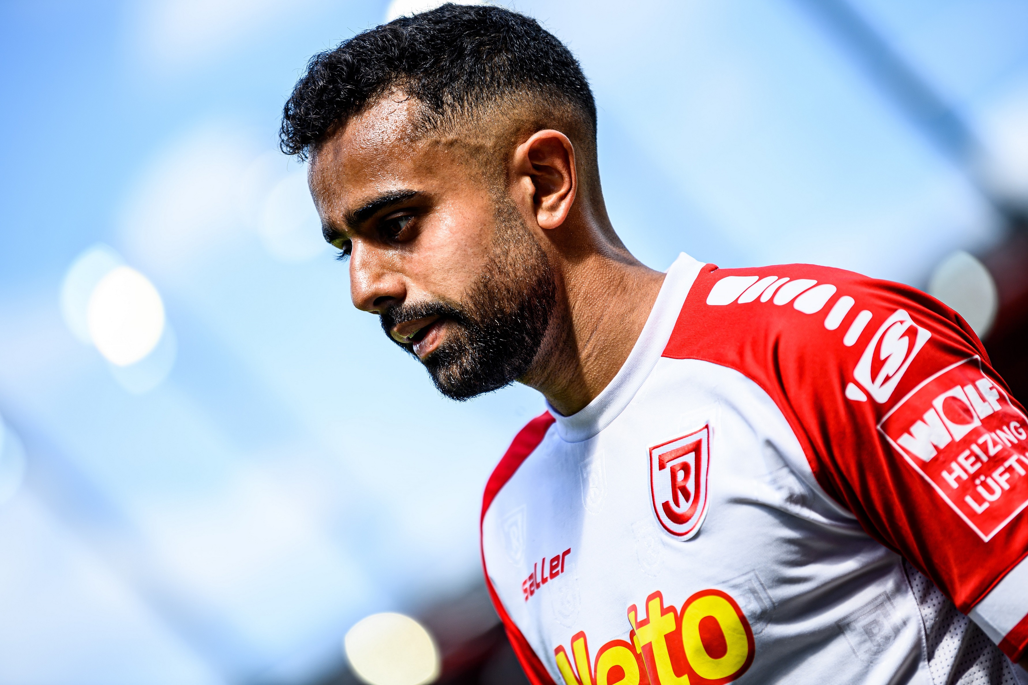 20岁小将闪耀欧冠25场打进14球,印度22号球员