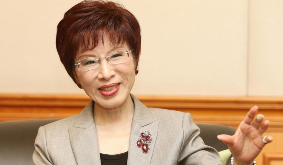 台岛贸易大滑坡，暴跌19个点，是何原因造成的，洪秀柱说了公道话