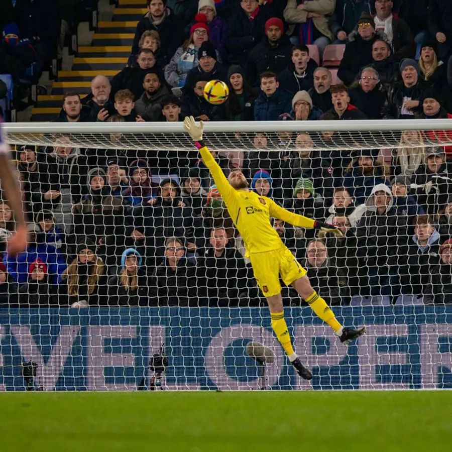 德赫亚拒绝降薪续约,德赫亚转会皇马闹剧结果