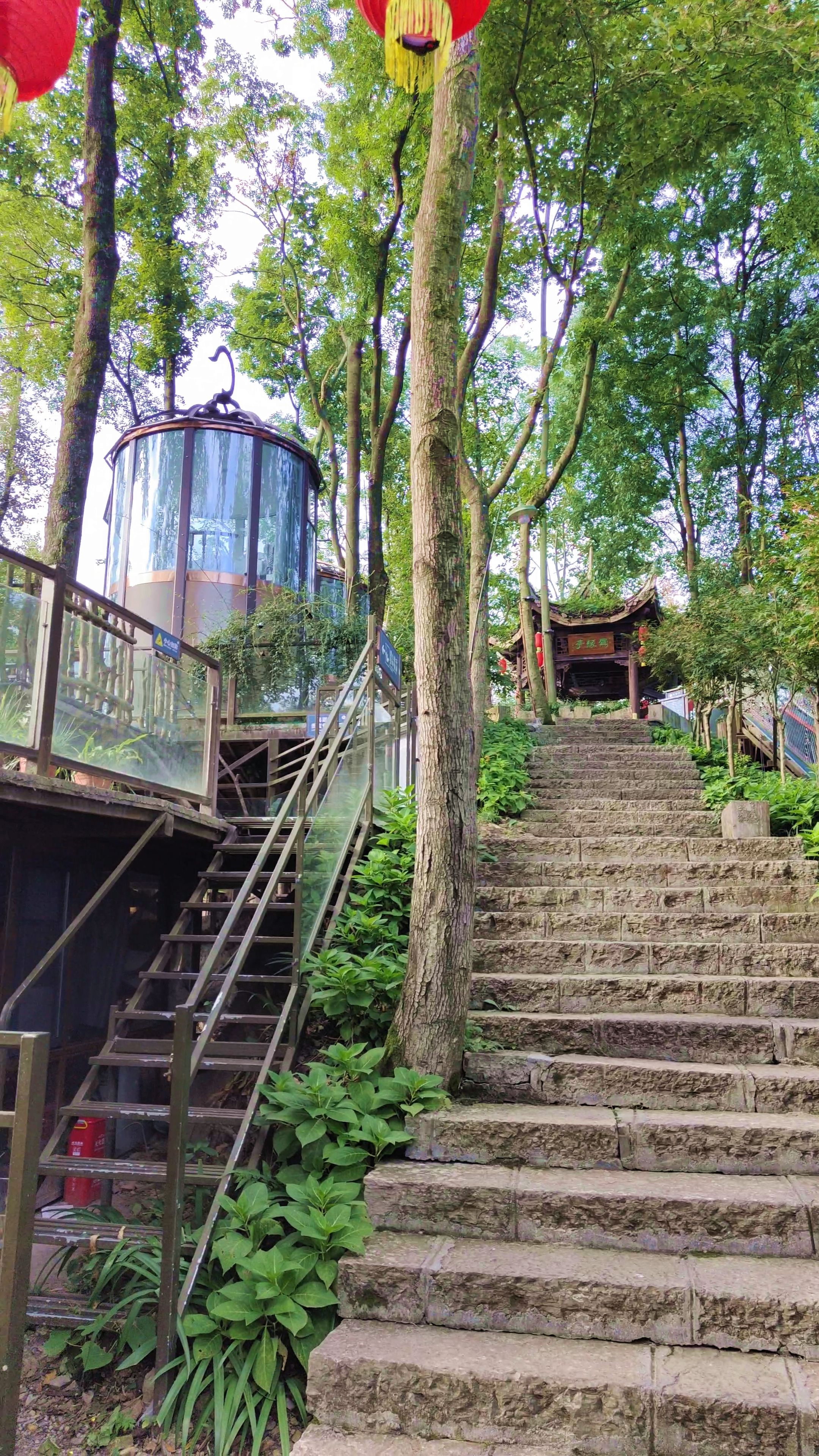 夜宿凤凰古城,南华山凤凰古城住宿