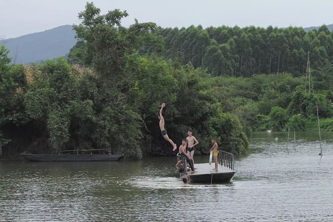 小镇的暑假,小镇少年的假期