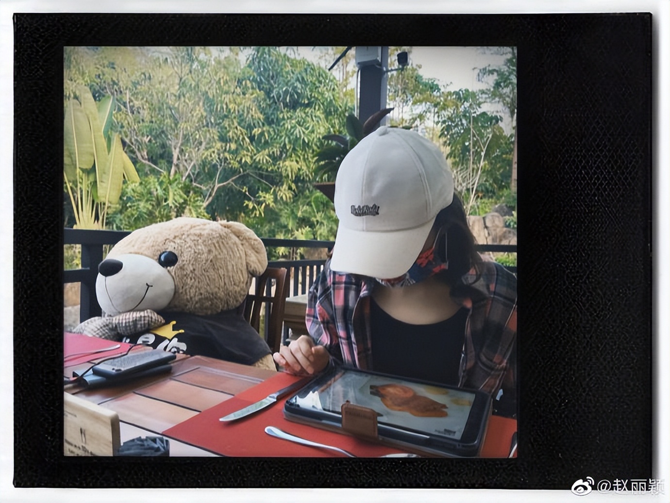 短发夏季气质穿搭高级感,夏季时尚个性精神短发