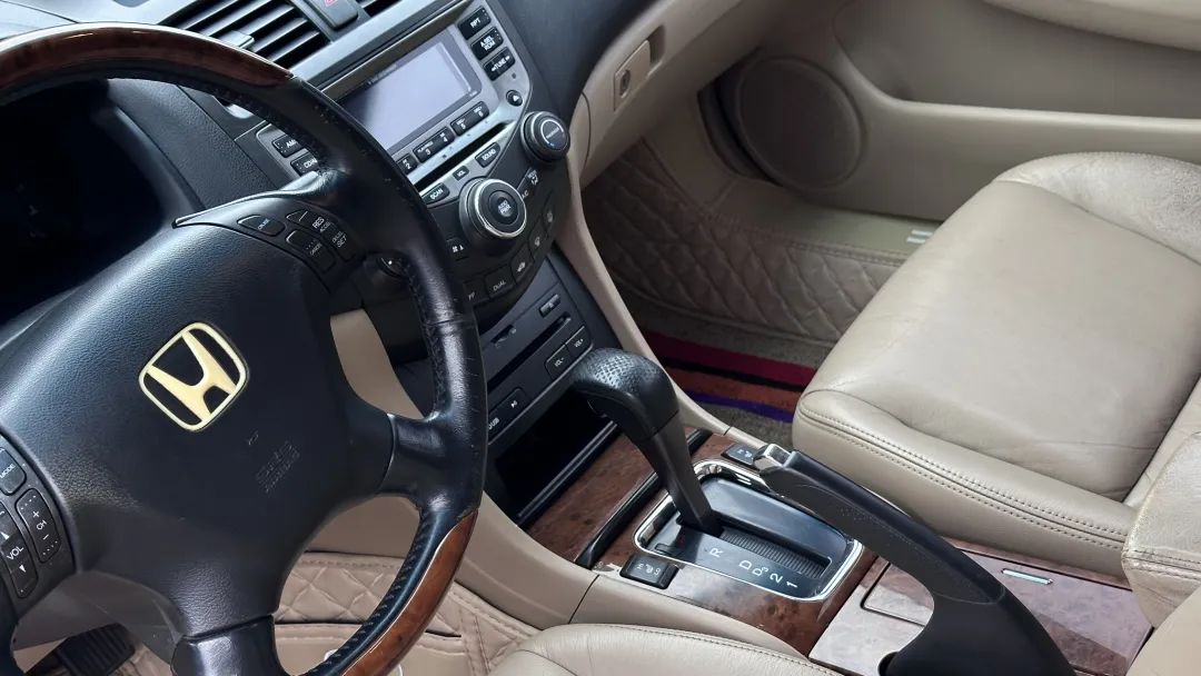 6代本田雅阁翻新改造全过程,本田六代雅阁老车翻新过程