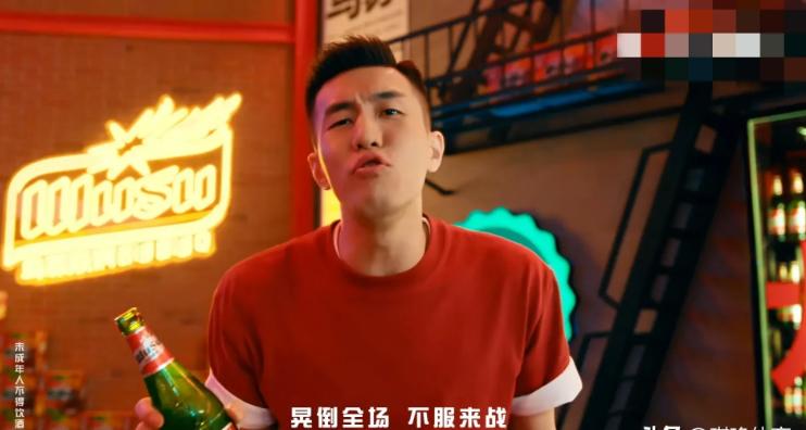 郭艾伦娃哈哈代言费多少钱,郭艾伦乌苏啤酒见面会