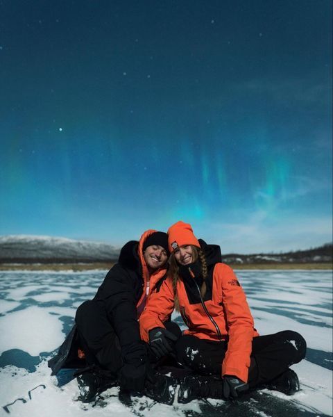 维密天使与硅谷年轻才俊结婚,维密天使结婚穿平底鞋