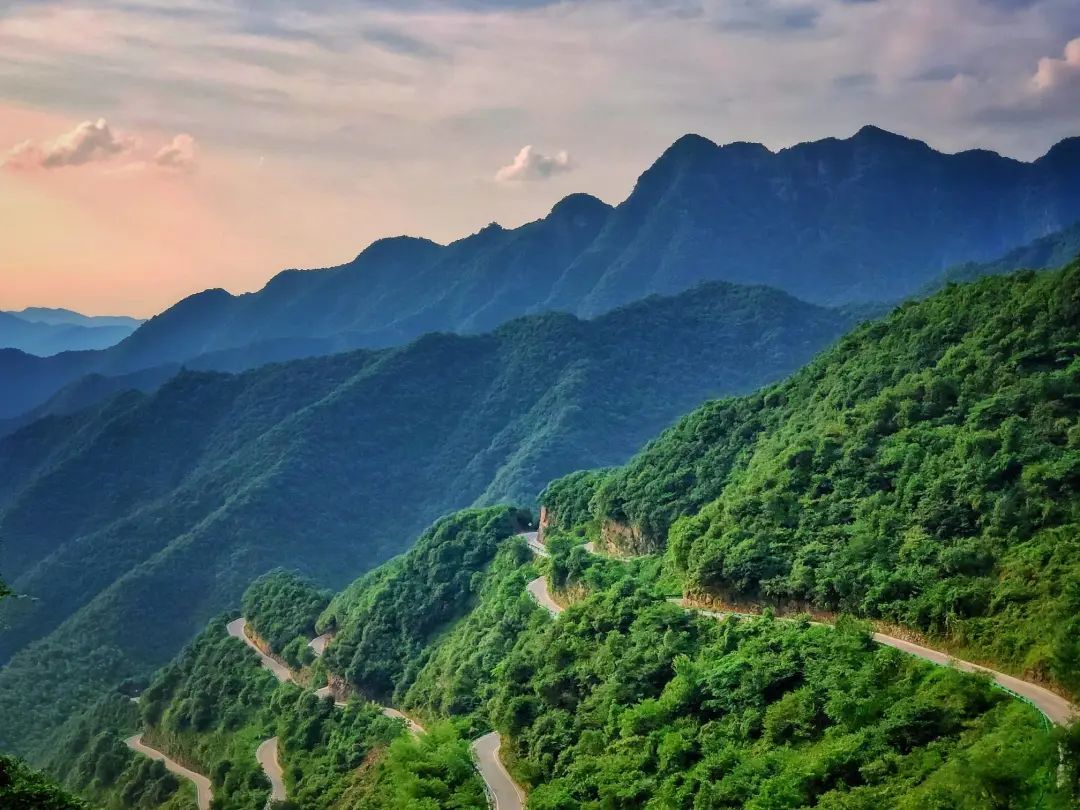 自驾游夏天避暑路线推荐,夏季旅游避暑自驾攻略图