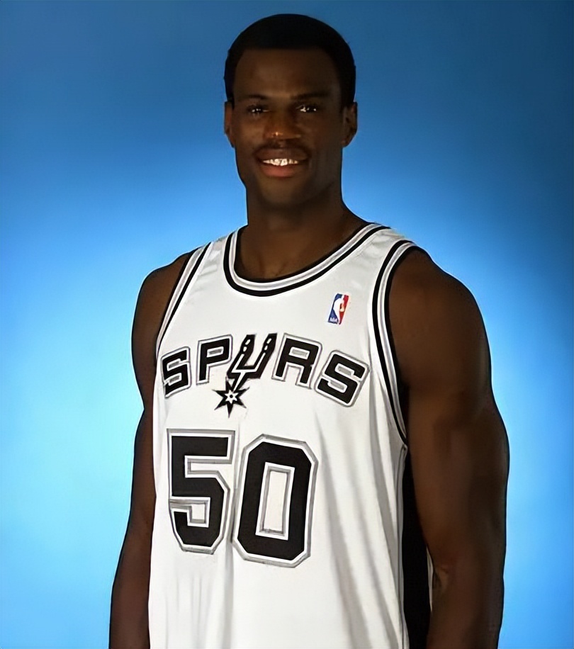 十大球星第十位奥尼尔,nba前五中锋奥尼尔