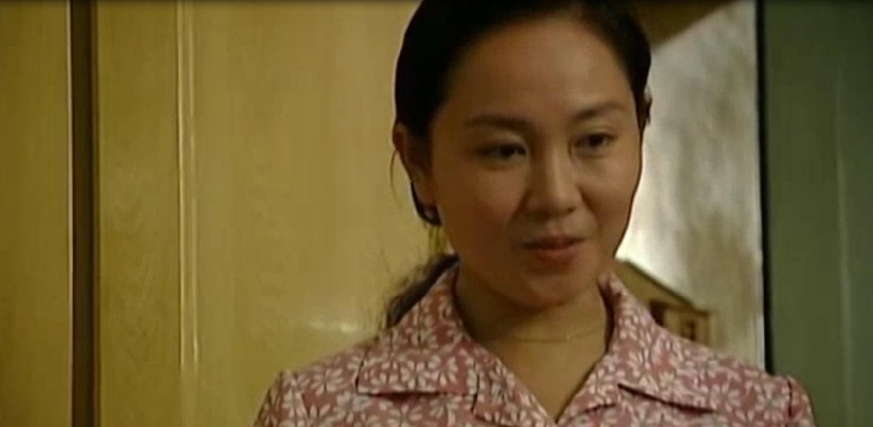 人性与欲望交织的*理片伦**，丈夫抛弃糟糠之妻，结局让他后悔万分