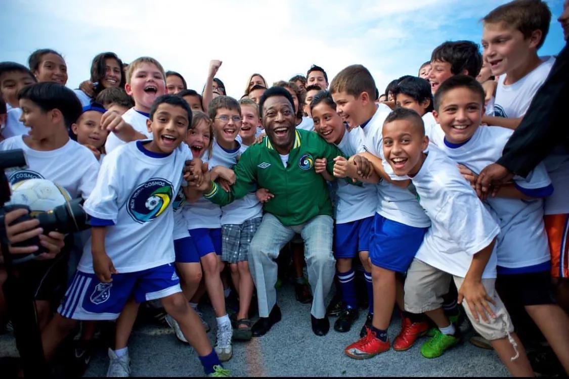 球王贝利与他的日本妻子,球王贝利第三任妻子