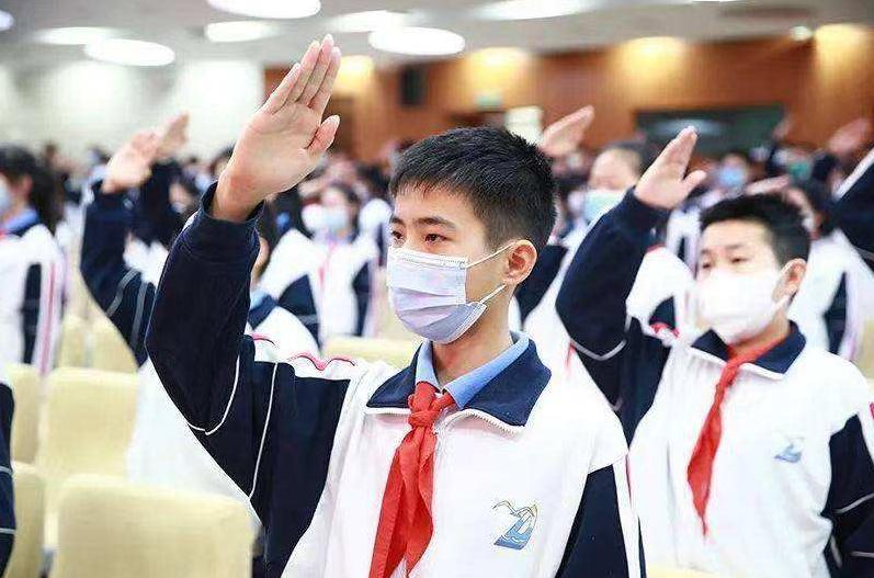 新课程标准体育真的代替了英语吗,体育新课标课程标准2022解读