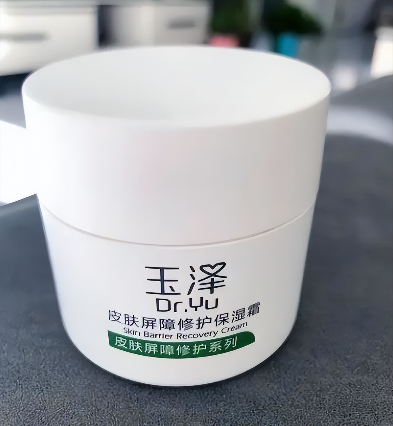 40岁的女人用的面霜最好十大排名,女人过了40用什么化妆品比较好