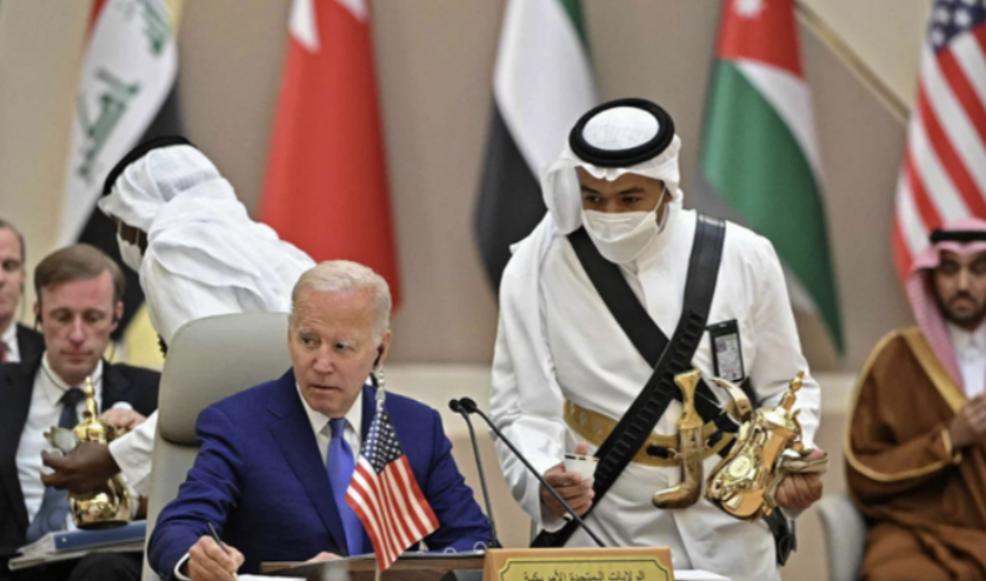 “沙特暴君”小萨勒曼,软禁生母肢解记者,连美国总统都无可奈何