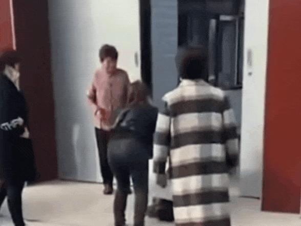 女子怀孕五个月打胎送给婆家,女子怀孕5个月打胎用纸箱邮寄