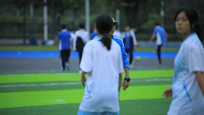 浜氭床濂冲瓙瓒崇悆灏忓,瓒崇悆浜氭床灏忓