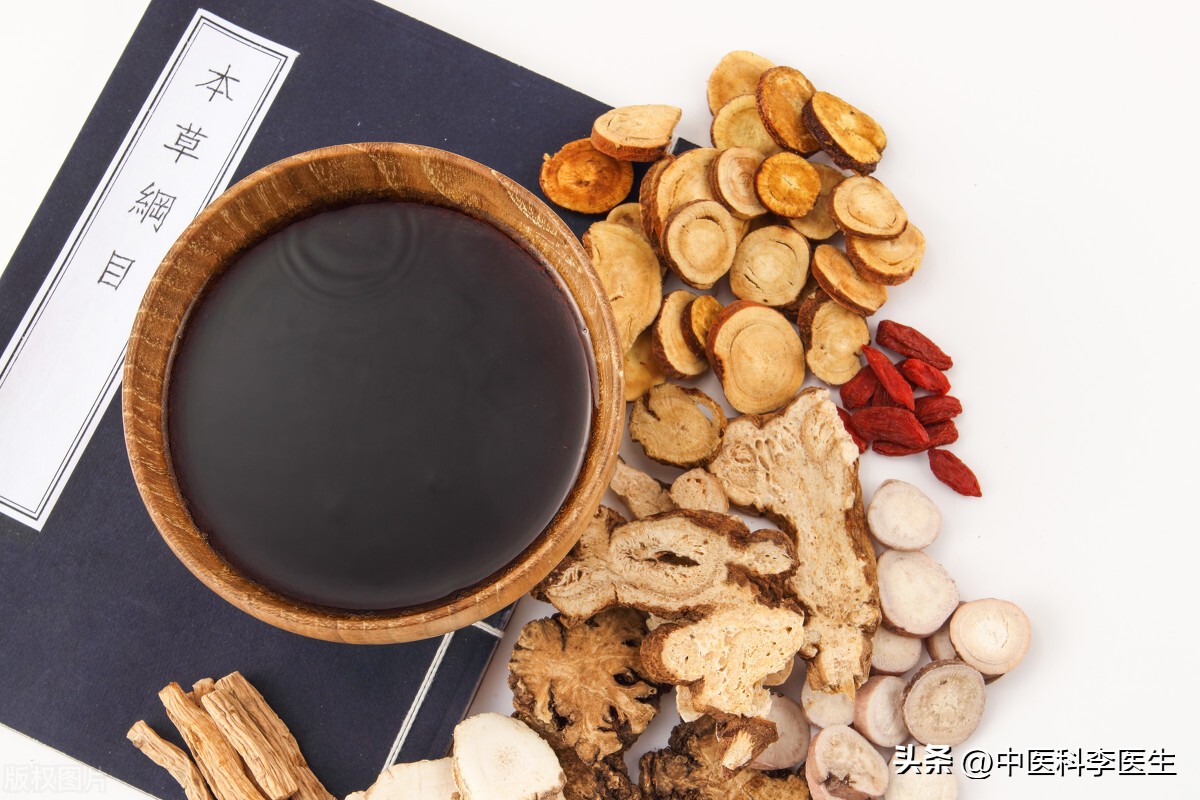 雀斑黄褐斑老年斑晒斑怎么区分,褐斑老年斑怎么治疗效果最好