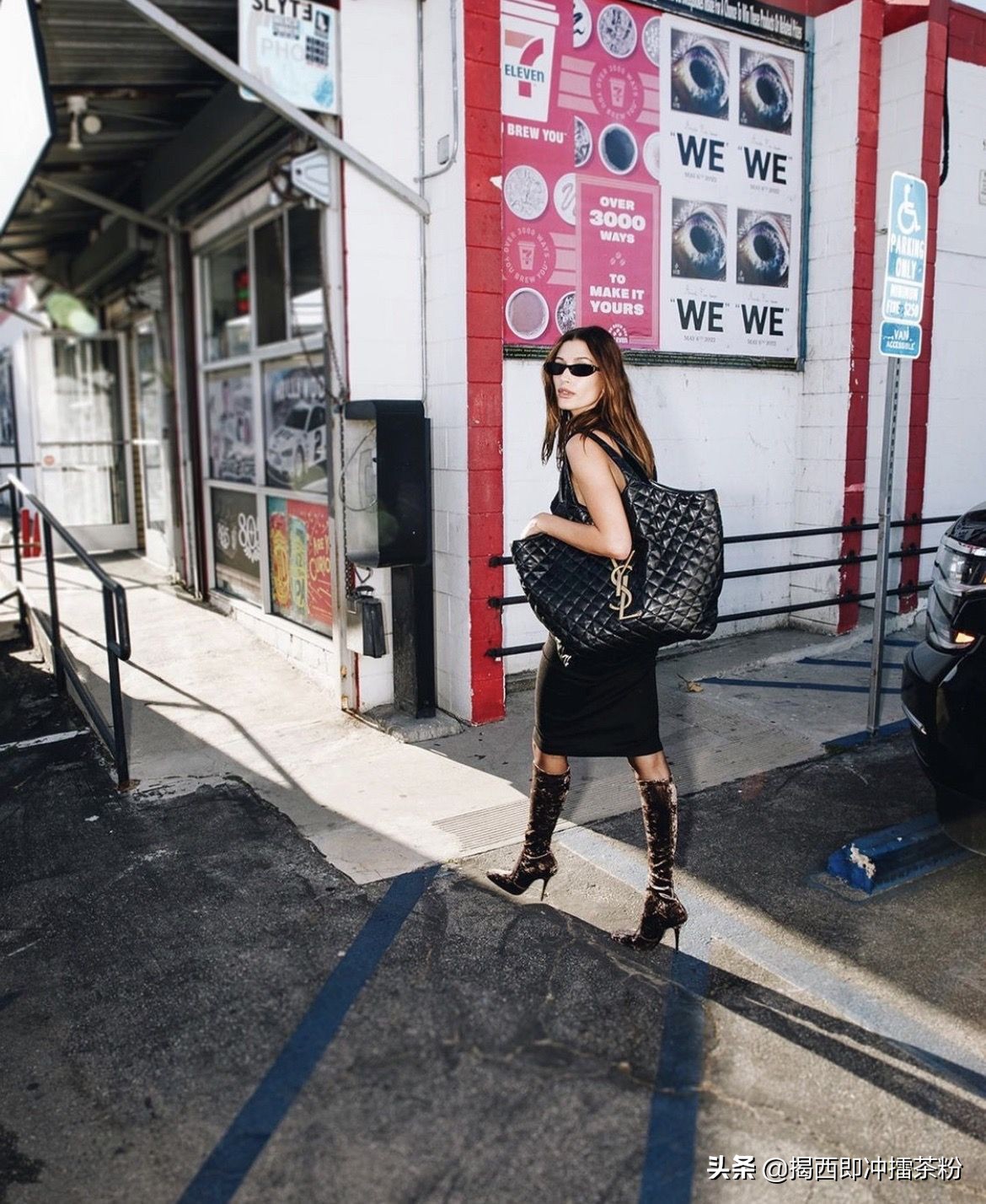 Rosé、猫女跨海撞包！YSL最新「购物包」太好看火速变爆款