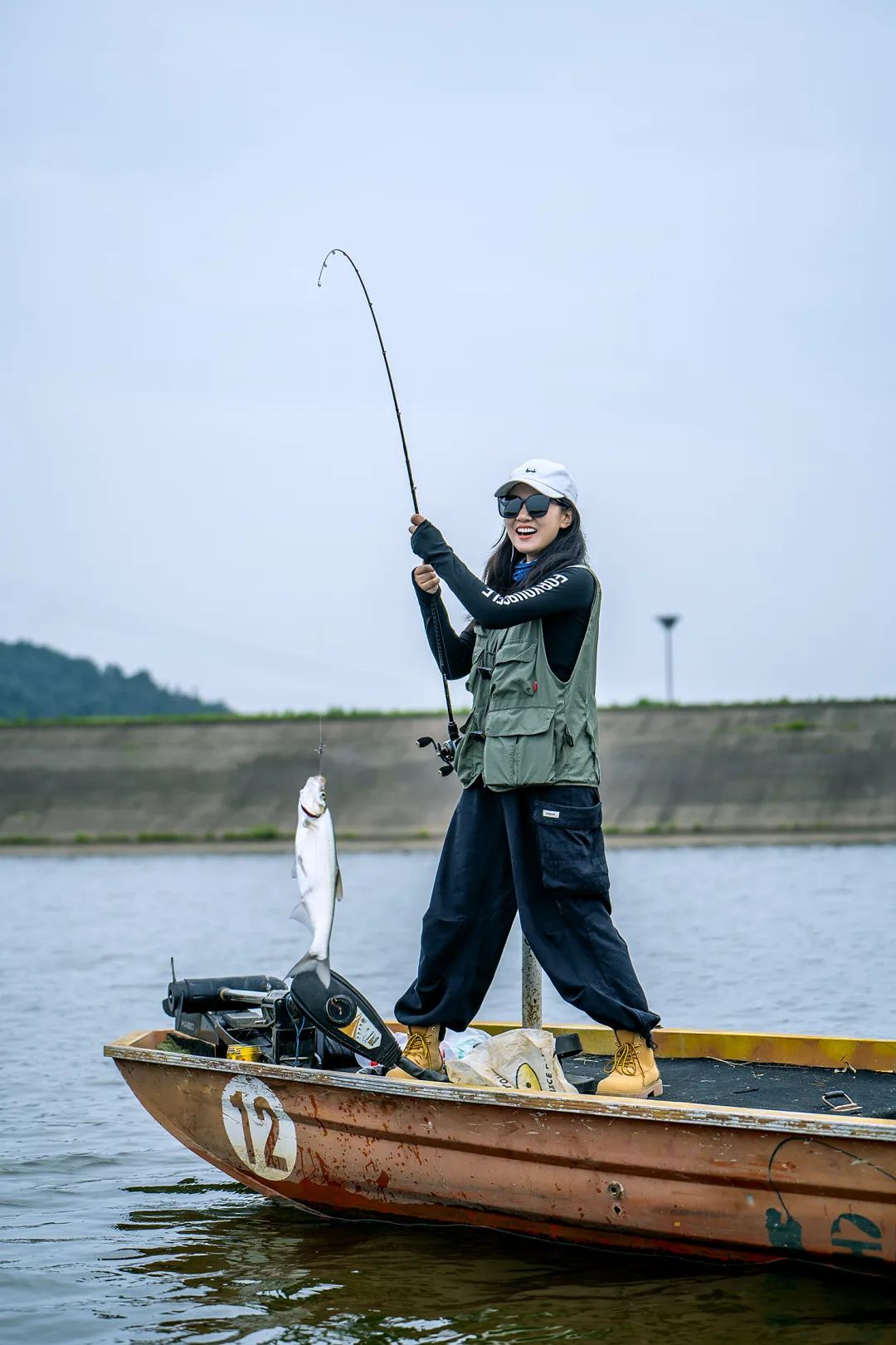 新手学钓鱼应该用什么鱼饵,想学钓鱼如何入门