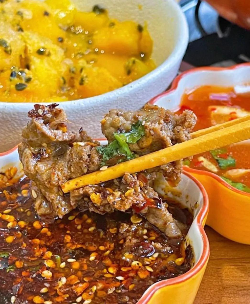 云南傣味火锅怎么做,昆明正宗火锅菜谱