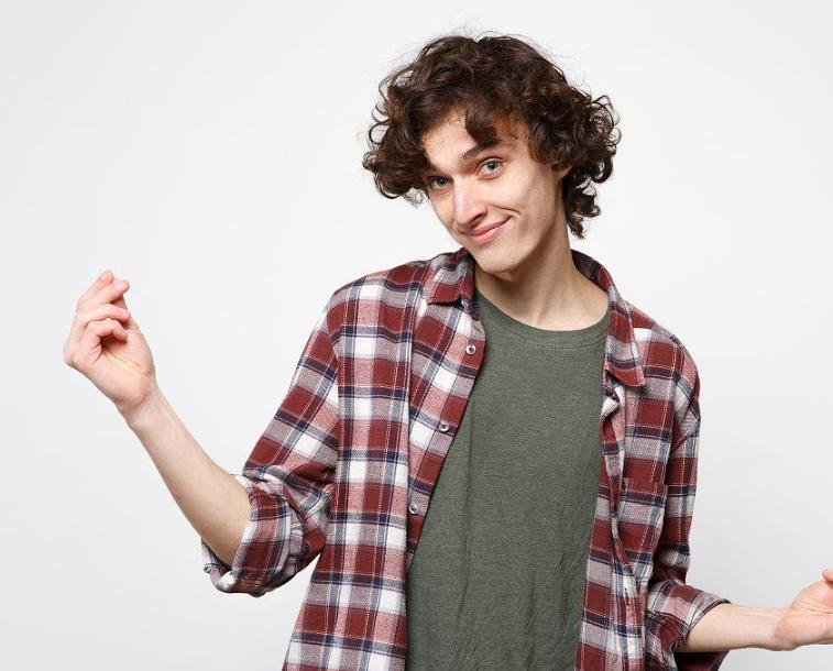 女性*处私**颜色深，是*生活性**多了？需要处理吗？别被男人“*脑洗**”了