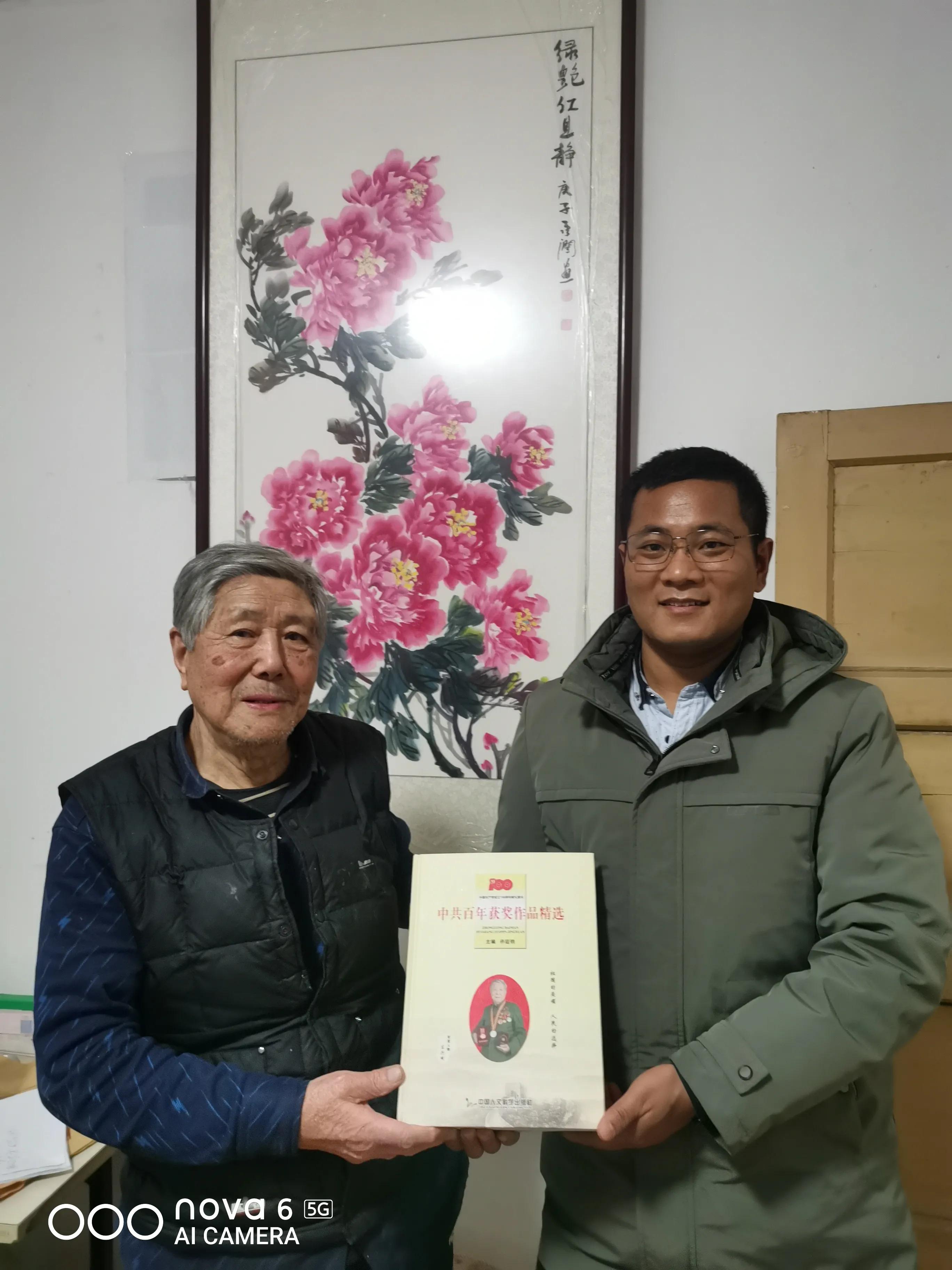 封面人物东兴明及其徒弟的医学情结