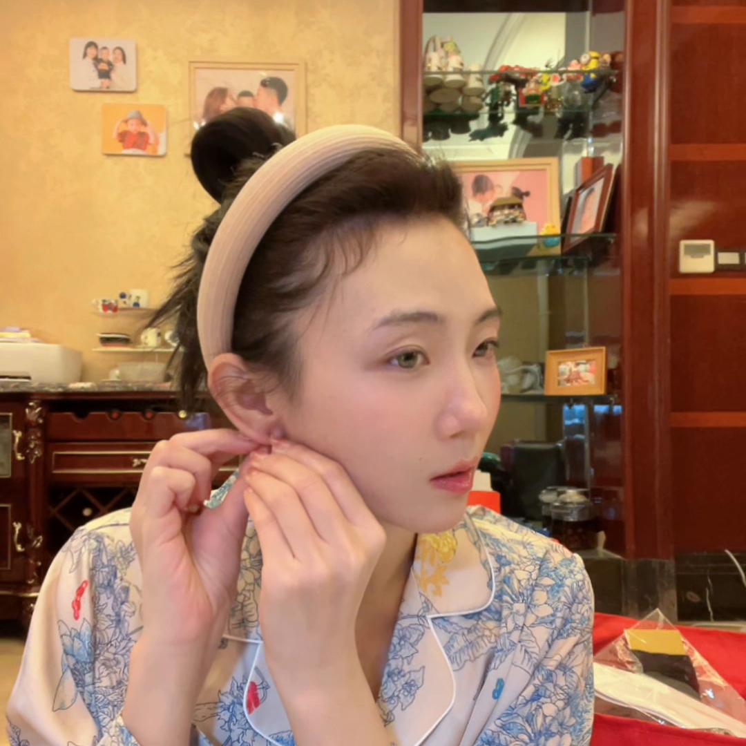 久违的快递,久违的拆快递视频