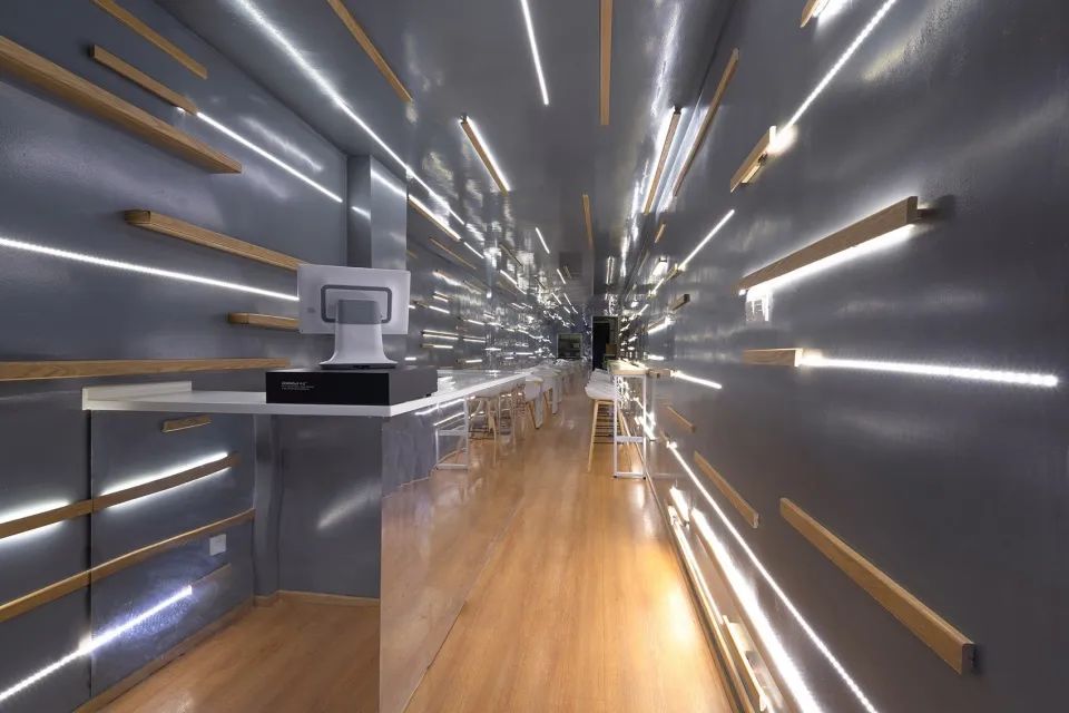 亚克力镜面板效果图,镜面亚克力板