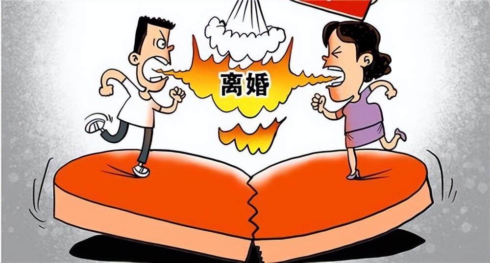 美女贪官金英丽：被三名富商*养包**，竟随身携带8只套方便开房受贿