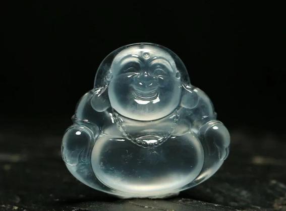 和田玉行情和翡翠行情比对,和田玉与翡翠升值潜力