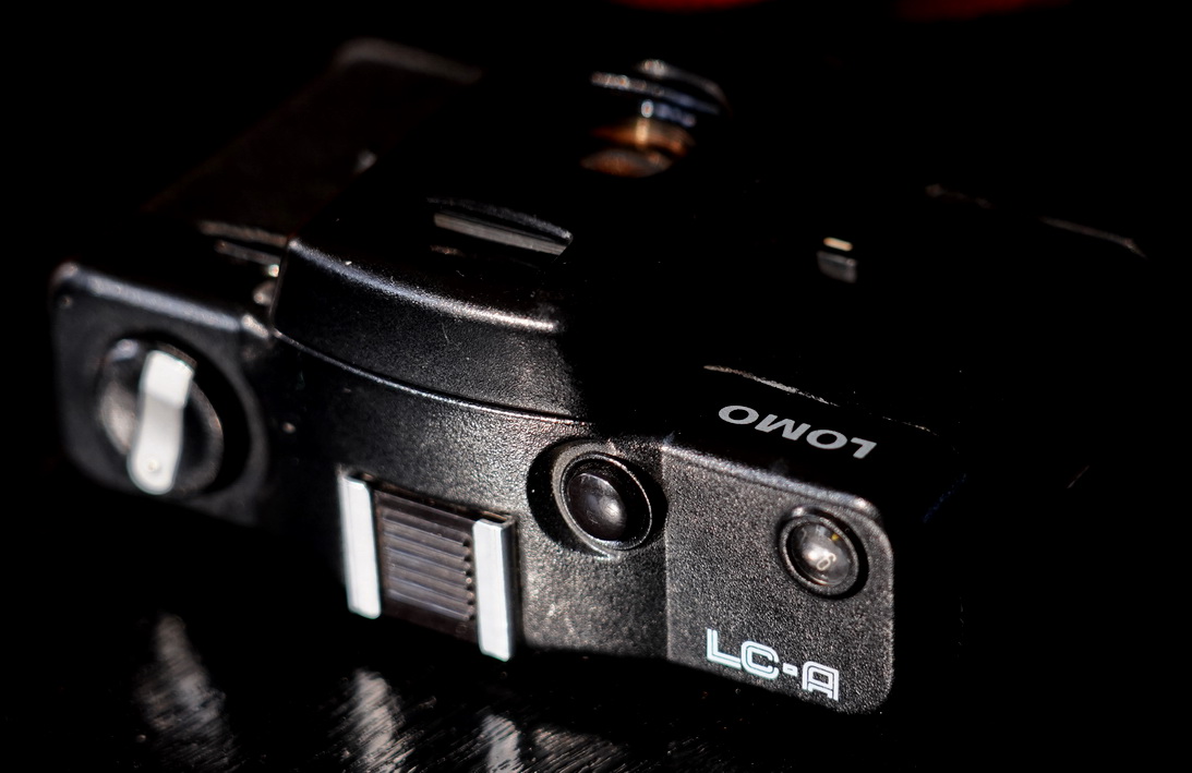 拉玛：一款设计有缺陷的口袋机，竟成前苏联相机中“最亮的仔儿”