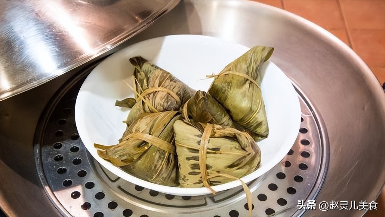 粽子煮熟了放冰箱还是不煮放冰箱,粽子可以放在冰箱急冻室多长时间