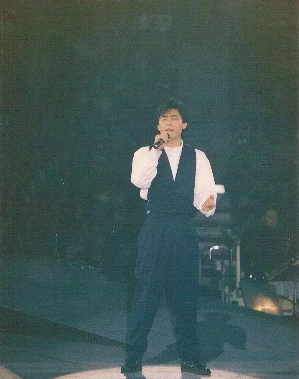 消失的歌星死亡,王杰消失十年