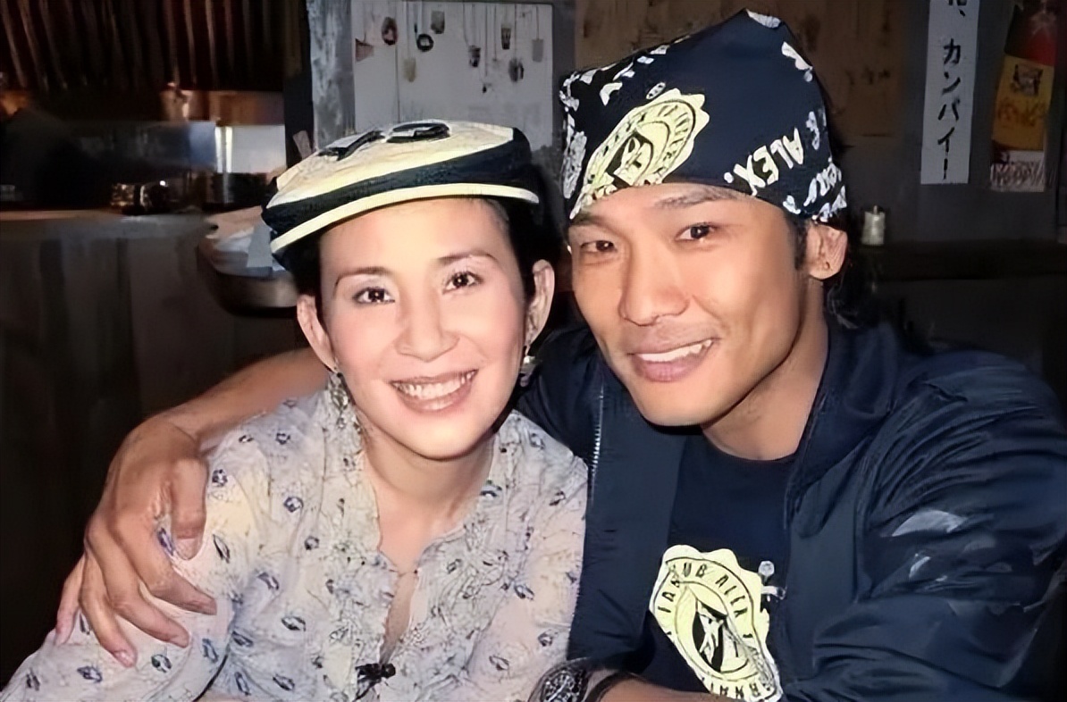 大s早年婚恋观,大s和她的情史