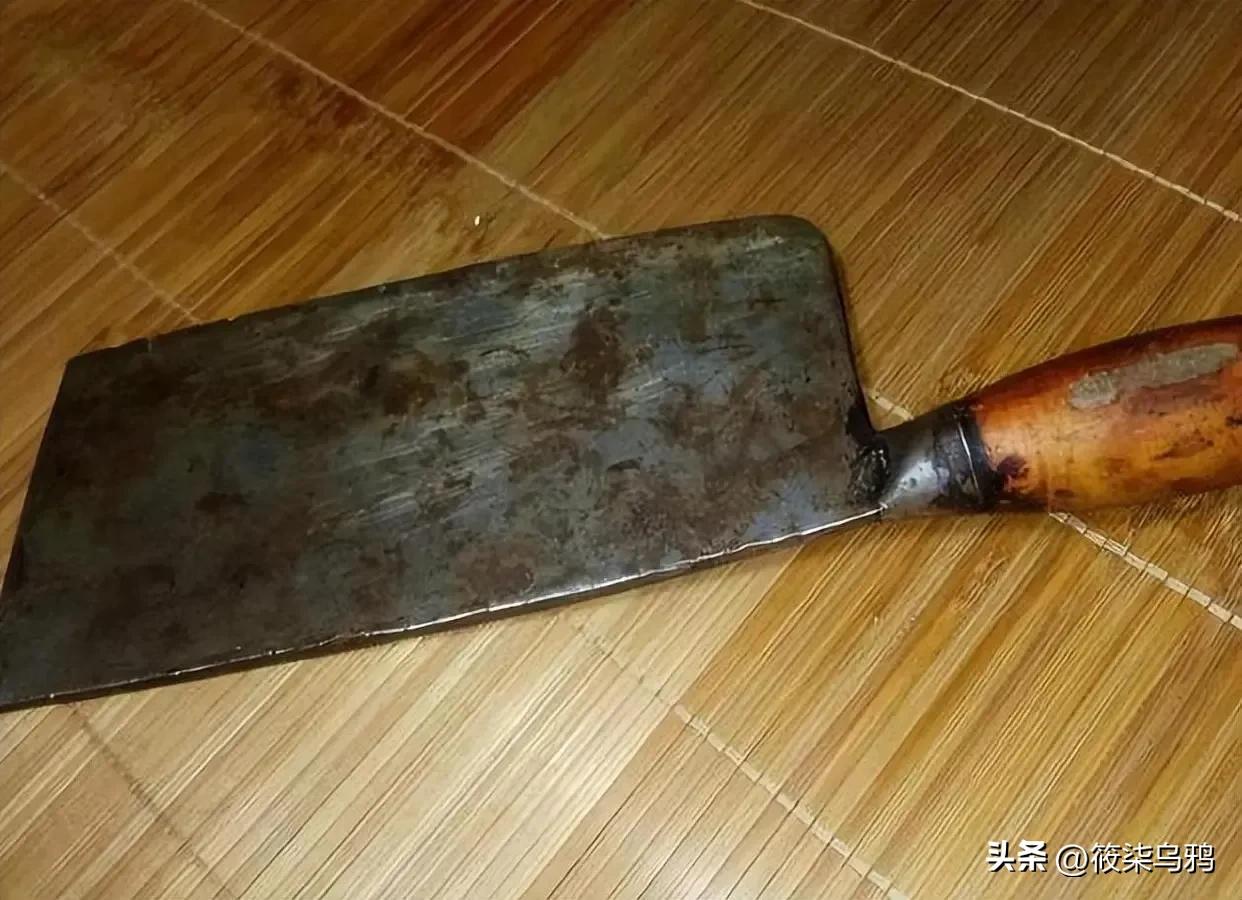 18岁花季少女弑母杀父,18少女弑父杀母